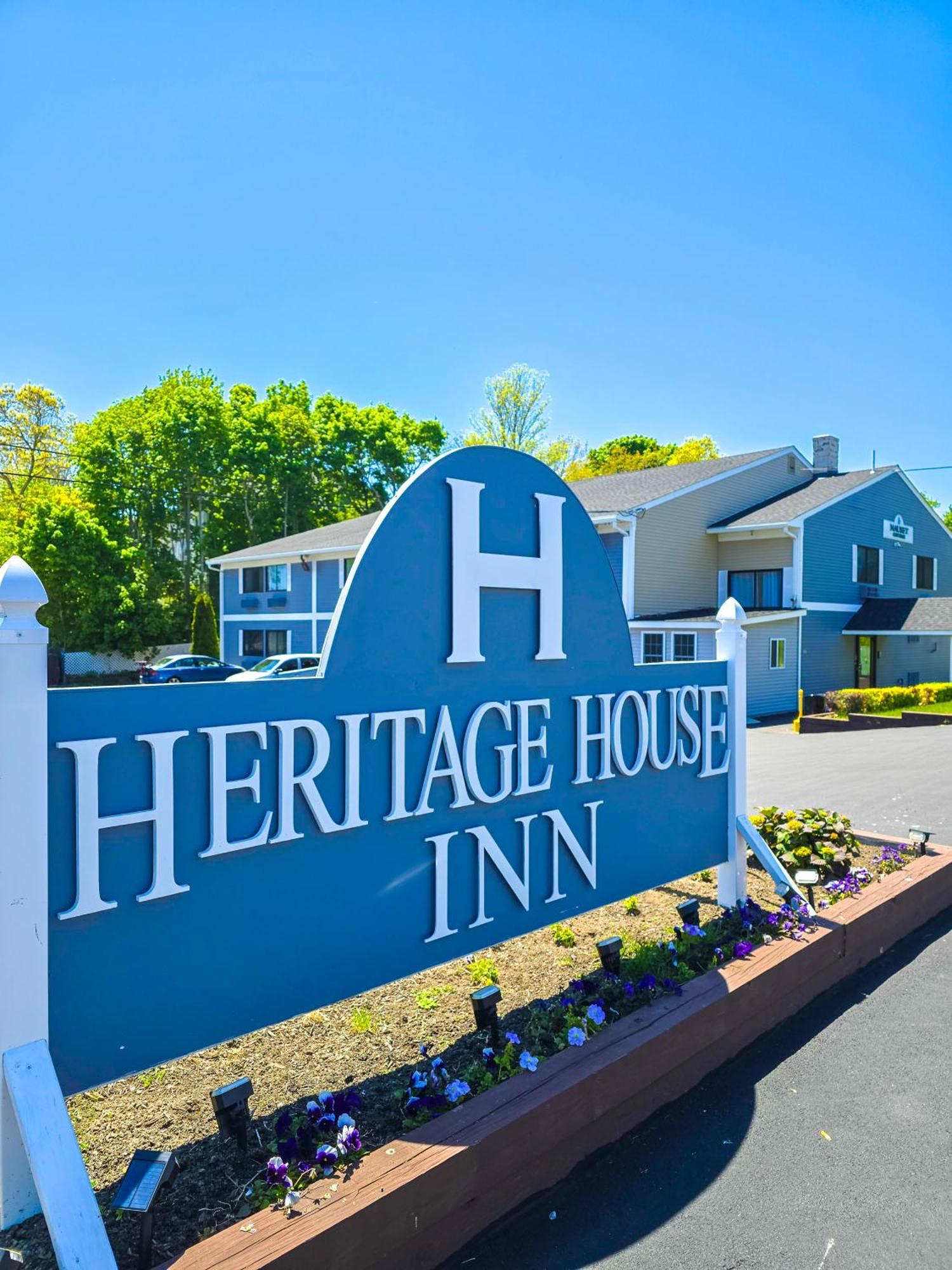 Heritage House Inn On Cape Cod 海恩尼斯 外观 照片